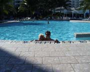 300 028 Cancun-Pool-Bob&Mom