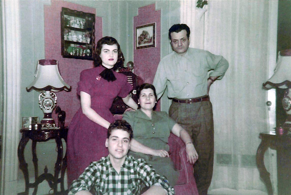 100 017 09 Mom, Al, & her parents in Aunt Mary's Appartment