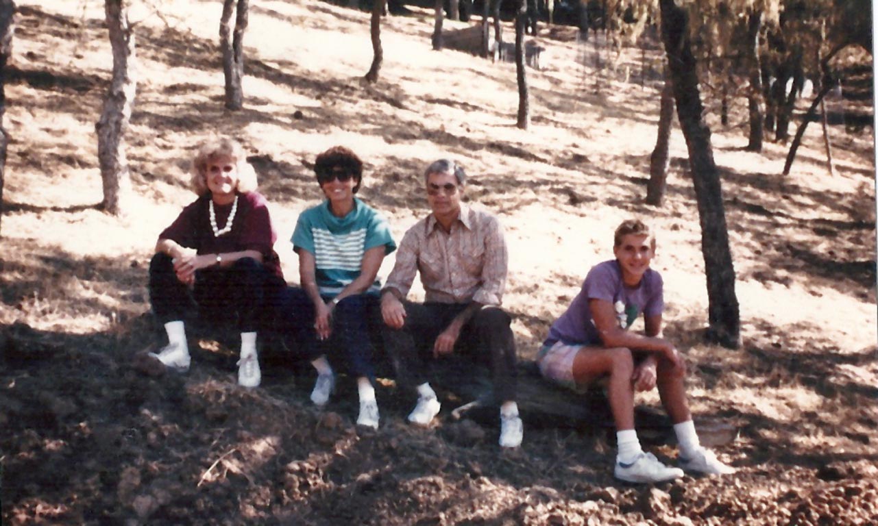 500 004 Mom, Sally, Al, Fred