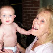 Friends & Family - 0073 Noni - 285 100_7699