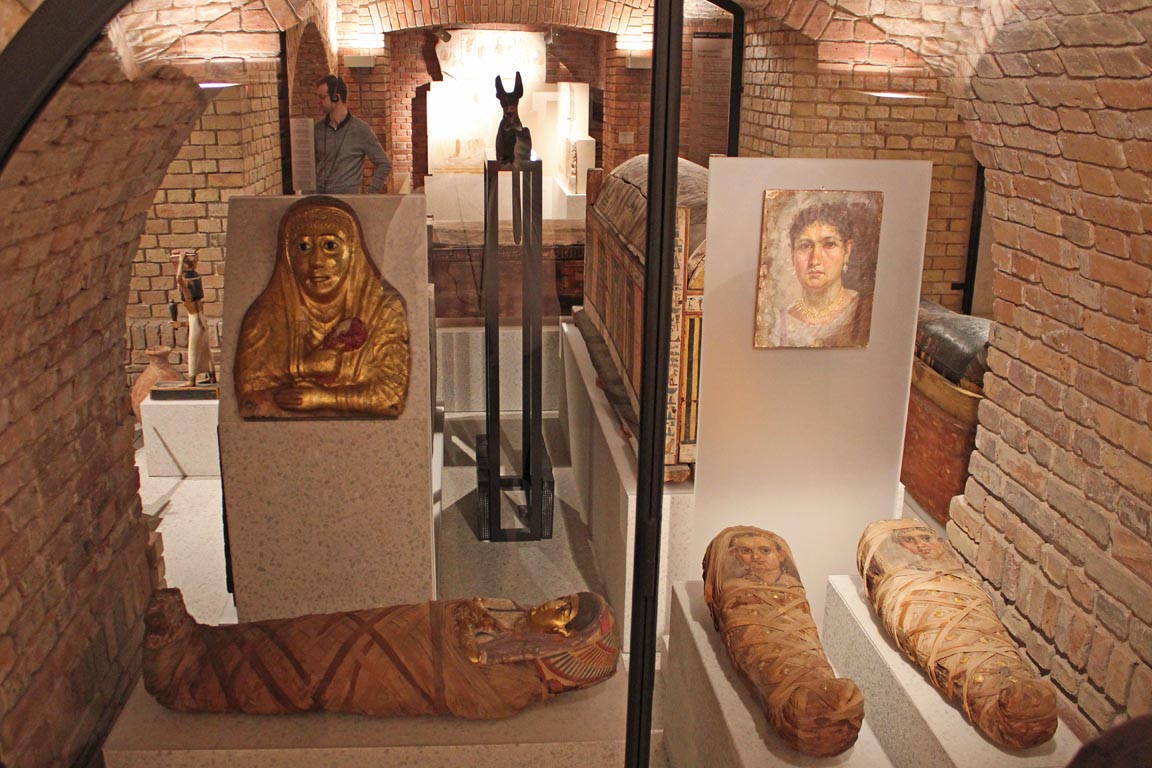 18135-Berlin Neues Museum - IMG_1901